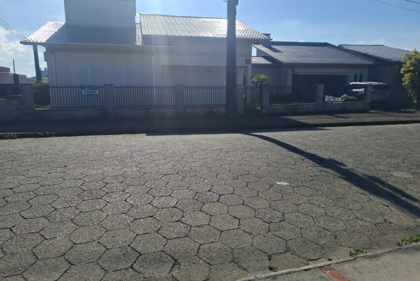 WhatsApp Image 2025-04-25 at 15.13.41 (2)