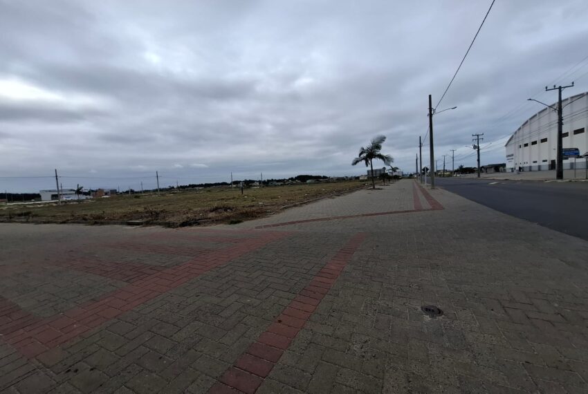 WhatsApp Image 2025-05-23 at 09.52.58 (1)