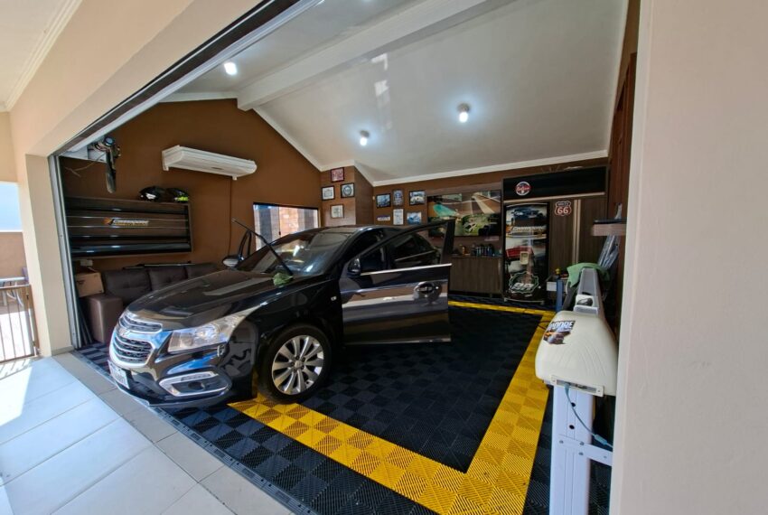 WhatsApp Image 2026-04-17 at 16.22.42 (1)