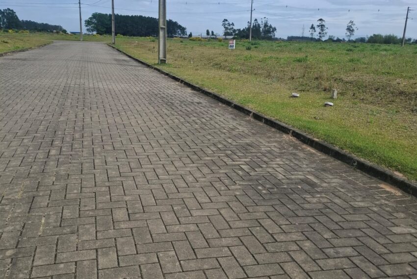 WhatsApp Image 2026-10-28 at 09.42.55 (1)